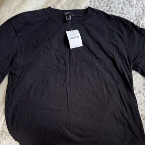 Forever 21 Men's XS or can fit like Women's Med. Black Crewneck Short Sleeve Tee